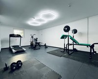 TLA/TDY - 2BR 1.5BA w/ fitness, AC, balcony & BBQ grill, 5min to RAB [ref: L19B] in Ramstein, Germany