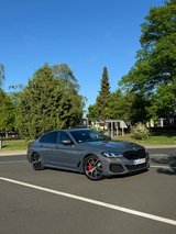 2023 BMW M550i xDrive | Individual Alvit Grey | Nappa | M-Pro | SOFA Only in Wiesbaden, GE