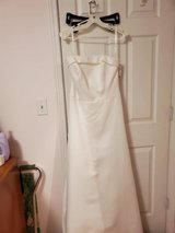 Wedding dress in Joliet, Illinois