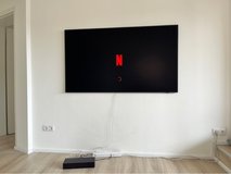 Samsung Frame 65“ Smart TV (220v) in Ramstein, Germany