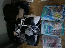 Lot of maternity clothes and diapers in Wiesbaden, GE