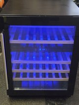 DUNAVOX wine refrigerator 64 bottles new in Ramstein, Germany