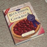 Blue Ribbon Country Cookbook Hard Cover w Dust Jacket in Chicago, Illinois