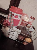 Fall Mothers Day Basket in Kingwood, Texas