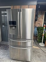 GREAT HUGE Garage Refridgerator Freezer NOT Freezing in Kingwood, Texas