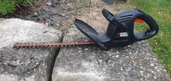 17" bush trimmer in Ramstein, Germany