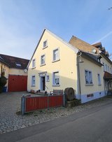 TLA/TDY 3R 1.5BA historic house w/ cathedral ceilings, 10min to RAB [ref: SZ1] in Ramstein, Germany
