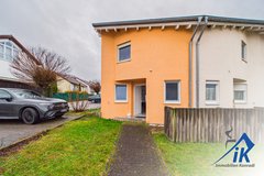 IK | Mackenbach: Well-maintained end-terrace house in a quiet location with garden. in Ramstein, Germany