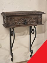 Freddy's - Renaissance console table in Ramstein, Germany