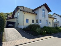 Close to Ramstein Air Base (66892 Bruchmuehlbach), Spacious House with nice patio and Backyard, ... in Ramstein, Germany
