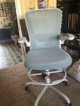 Tall adjustable height desk chair in Alamogordo, New Mexico