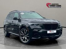 2022 BMW X7 xDriveM50i in Ramstein, Germany