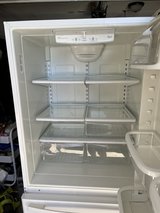 22 cubic refrigerator in Alamogordo, New Mexico