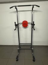 Power Tower Pull Up Bar Station Workout Dip Station in Stuttgart, GE