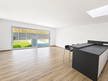 Exclusive 3-Bedroom Maisonette with Private Garden, Sunny Terrace & Modern Comfort - 3411 LE.JU.6 in Stuttgart, GE
