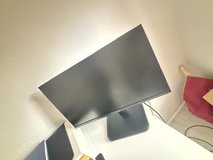 220v Computer Monitor in Ramstein, Germany