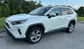 Toyota RAV4 Limited AWD in Silverdale, Washington