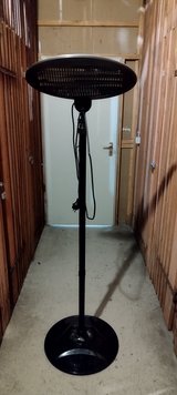 Standing Heater 2000W (Indoor/Outdoor) in Stuttgart, GE