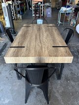 Table & Chairs in Alamogordo, New Mexico