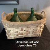Olive basket w/2 demijohns italy in Stuttgart, GE