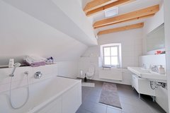 Beautiful historic townhouse apartment in Pressath – only approx. 7–8 minutes from Grafenwöhr in Grafenwoehr, GE