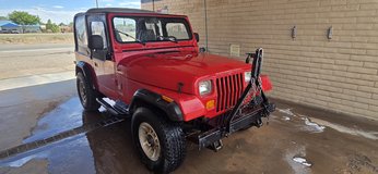 Jeep Wrangler with Low Mileage in Ruidoso, New Mexico