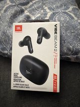 JBL Vibe Beam 2 noise cancelling earbuds in Clarksville, Tennessee