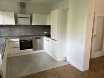 Duplex 4-5 Bedroom; 2.5 baths w/backyard & walking distance to Downtown Wiesbaden in Wiesbaden, GE