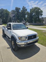 2004 Toyota Tacoma in Camp Lejeune, North Carolina