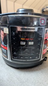 Redmond Multichef Pressure cooker in Stuttgart, GE