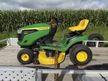 John Deere S100 tractor only 65 hours like new 42” deck foot pedal hydrostatic drive transmissio... in Naperville, Illinois