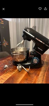 Freihafen Stand Mixer / Kitchen Machine with 3 Attachments – ?35 in Stuttgart, GE