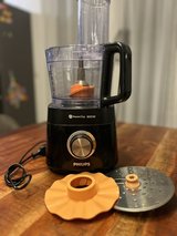Philips Food Processor (800W, PowerChop) with Attachments – €15 in Stuttgart, GE