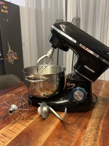 Freihafen Stand Mixer / Kitchen Machine with 3 Attachments – ?35 in Stuttgart, GE