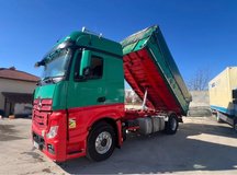 Mercedes Good condition in Miramar, California