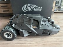 Hot Toys 1/6 Dark Knight Tumbler Batmobile - Lights Work - Box Included in Okinawa, Japan