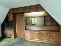 Antique Wood Sloped Ceiling Wall Unit in Rustic Oak in Wiesbaden, GE
