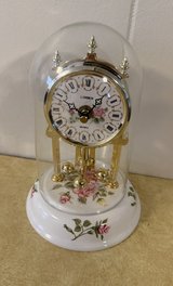 Vintage Linden Floral Decorative Clock in Fort Leonard Wood, Missouri