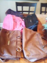 purses in Byron, Georgia
