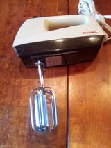 hand mixer in Byron, Georgia