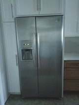 Frigidaire Refrigerator 22.6 Cu. Ft. in Clarksville, Tennessee