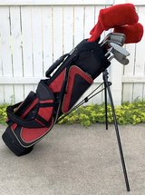 Youth / Kids RH Golf Club Set - Bag w/stand - 9 Clubs - Gloves Balls + in Chicago, Illinois