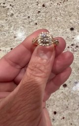 Neil Lane Round-Cut Diamond Halo Engagement Ring 7/8 ct tw 14K Two-Tone Gold in Travis AFB, California