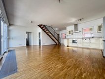 [ID: 2395]KL - City, 2 bedr. penthouse apartment, elevator, 2 balconies, double garage in Ramstein, Germany