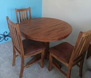 table and 4 chairs Oak wood in Alamogordo, New Mexico