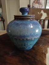 blue ceramic jar in Alamogordo, New Mexico