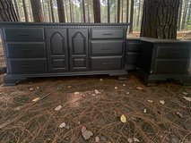 Large Sumter Dresser & Nightstands 3pc Bedroom Set Solid Wood Black Satin New in Kingwood, Texas