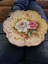 old rose plate in Alamogordo, New Mexico