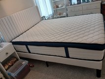 queen bed in Alamogordo, New Mexico