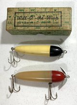 Vintage Set of 2 Will O' the Wisp Lighted Lure - Untested - Sold "AS IS" in Naperville, Illinois